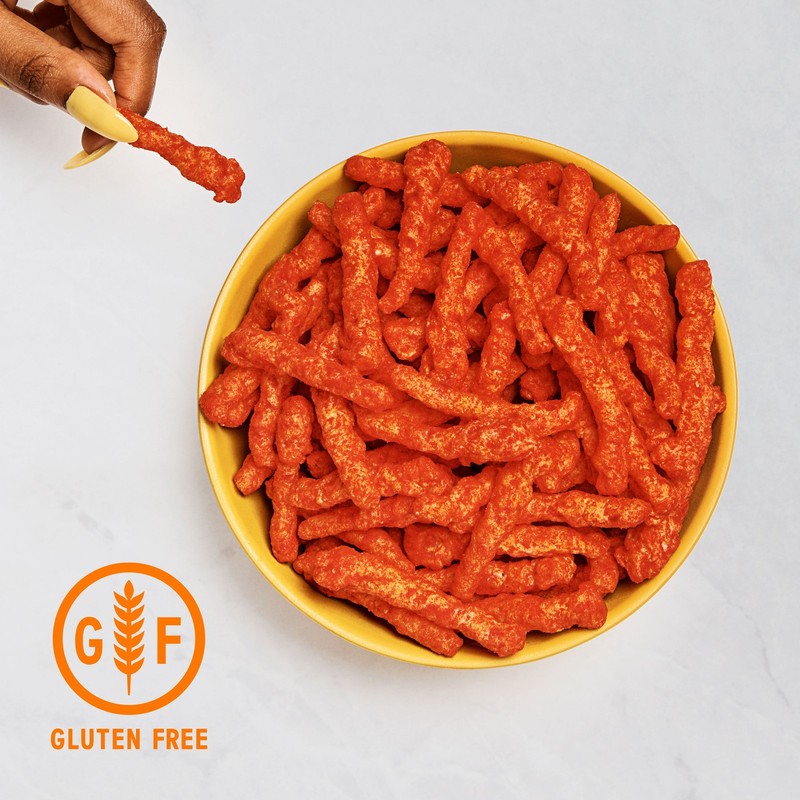 Cheetos Spicy Puffed Snack Chips, 1 oz bag, 40 chips gallery