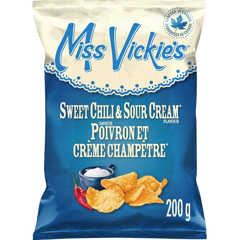 2-Pack Miss Vickies Sweet Chili & Sour Cream flavour kettle cooked potato chips