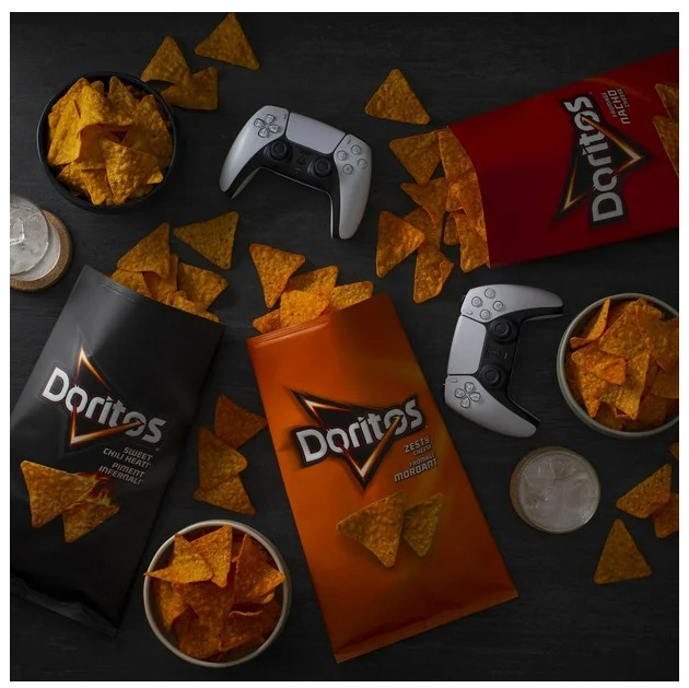 Doritos Sweet Chili Heat! Flavored Tortilla Chips, 235g gallery