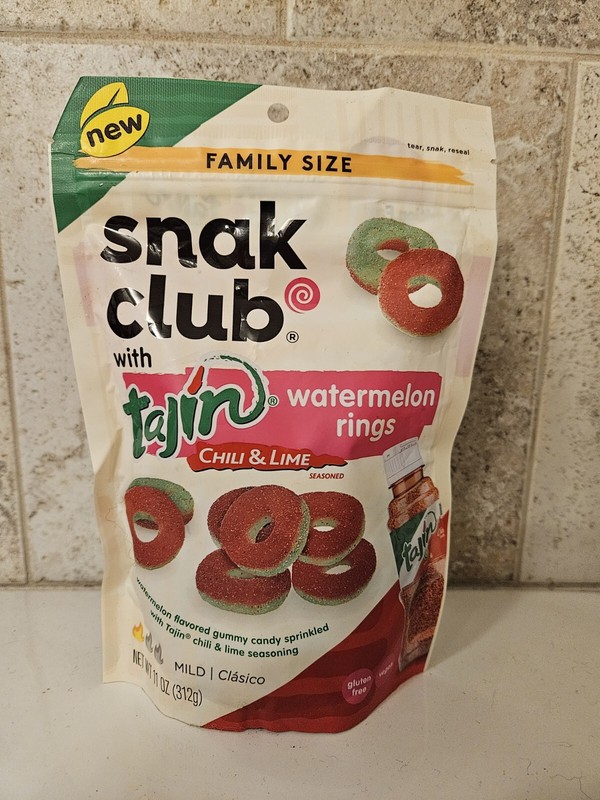 Snak Club Tajin Chili & Lime Seasoned Watermelon Rings, 11 Oz 1 Bag MAY 2024