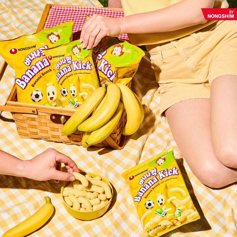Nongshim Banana Kick / Melon Kick 45g Korean Sweet Corn Puffs [Pick your flavor] gallery