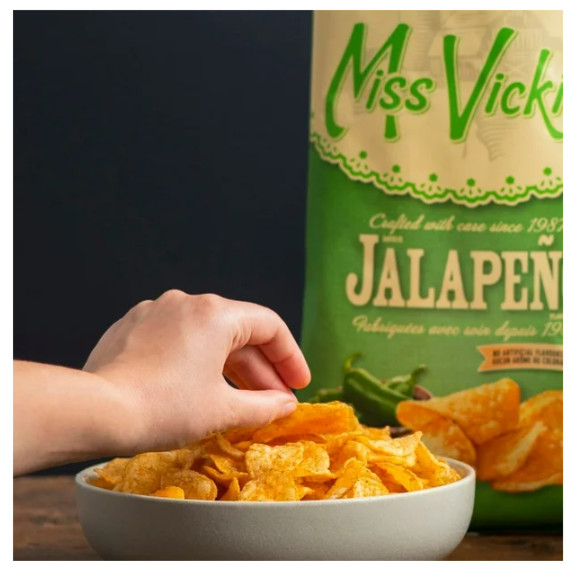 Miss Vickie's Jalapeno Flavor Kettle Cooked Potato Chips, 200g (2 Pack) gallery