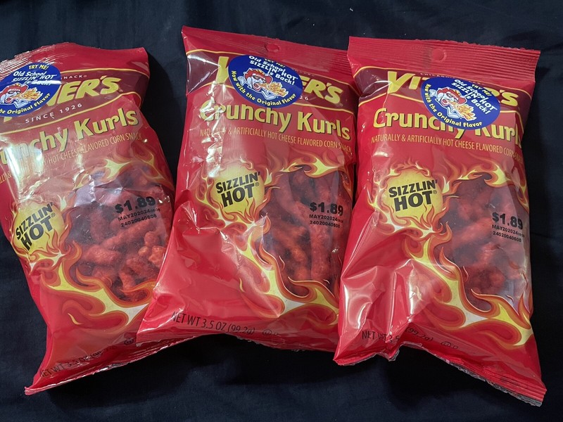 Vitner’s Hot Crunchy Kurls (3) 3.5oz Bags Original Old School Flavor