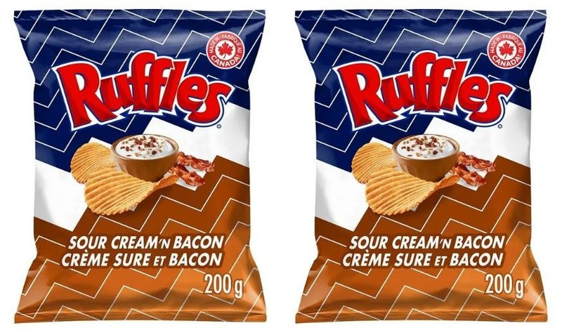 Ruffles Sour Cream 'n Bacon Flavored Potato Chips, 200g (2 Pack)