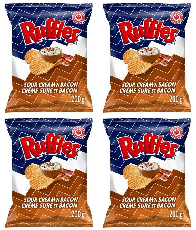 Ruffles Sour Cream 'n Bacon Flavored Potato Chips, 200g (4 Pack)