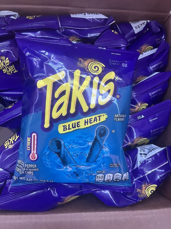 Takis Blue Heat 3.25oz Hot Chili Pepper Tortilla Chips ( 19 count ) (exp 9/26)