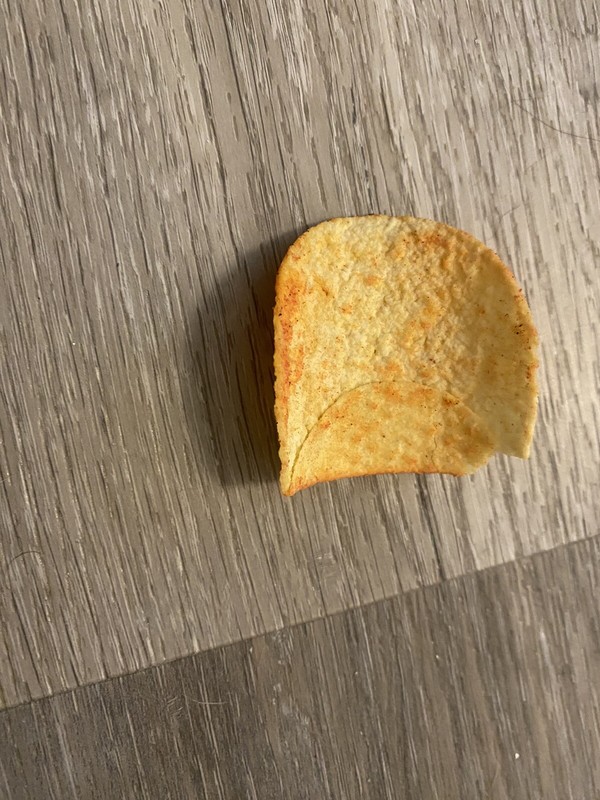 folded pringle(pizza Flavor)