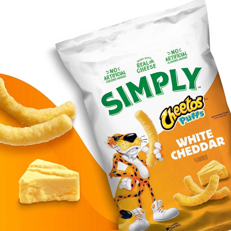 Simply Cheetos White Cheddar Puffs, 0.87 oz., 30 pk. gallery