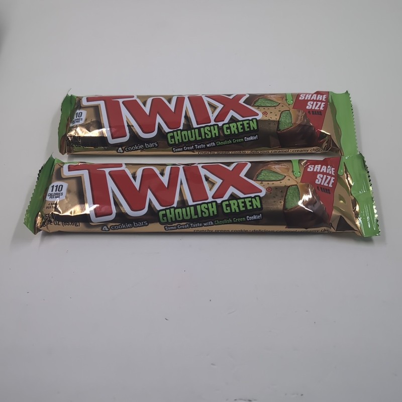 Twix Limited Edition Halloween Ghoulish Green Share Size 4 Bars 3.02oz Lot Of 2 gallery