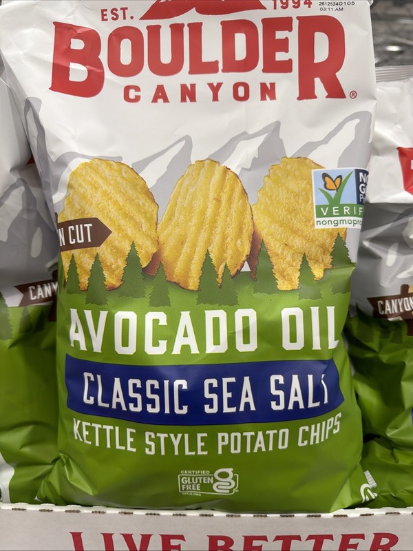 Boulder Canyon Classic Sea Salt Avocado Oil Kettle Style Potato Chips, 22 oz