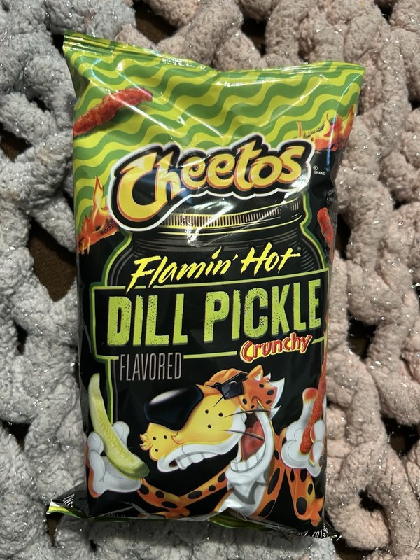Cheetos Flamin’ Hot Dill Pickle 2-7/8 oz (Small Bag) *NEW*