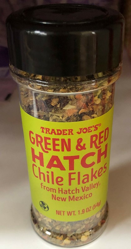 Trader Joe's Green & Red Hatch Chile Flakes Seasoning New Mexico 1.9 oz, (54g)