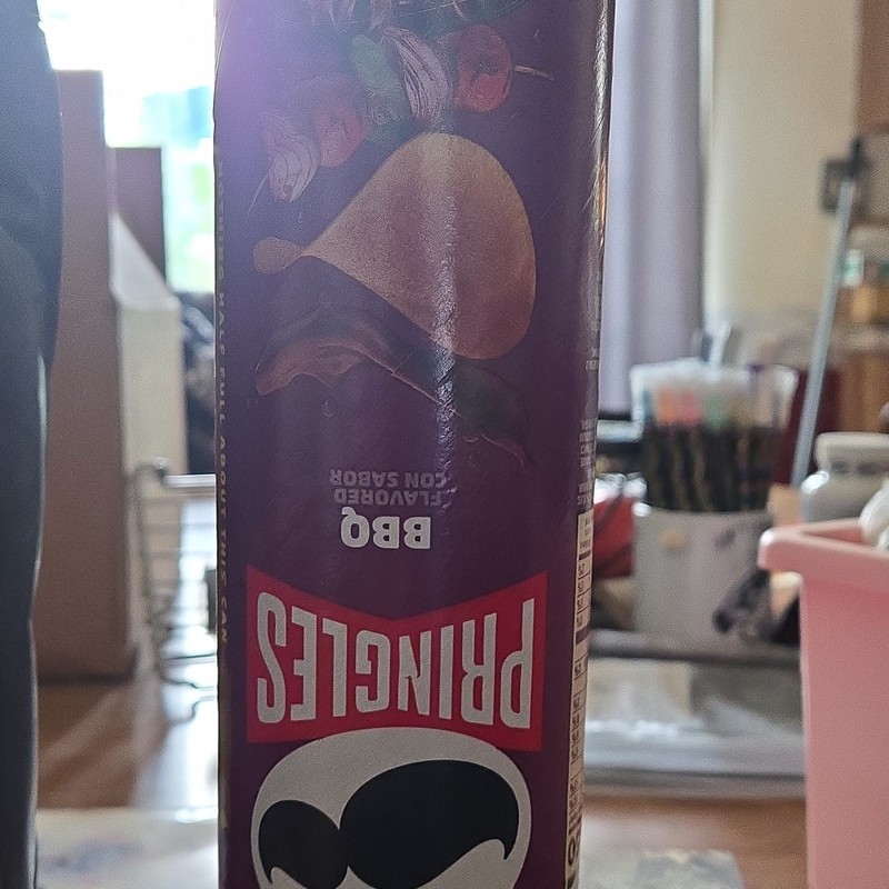 Pringles BBQ Potato Chips, Upside Down Label