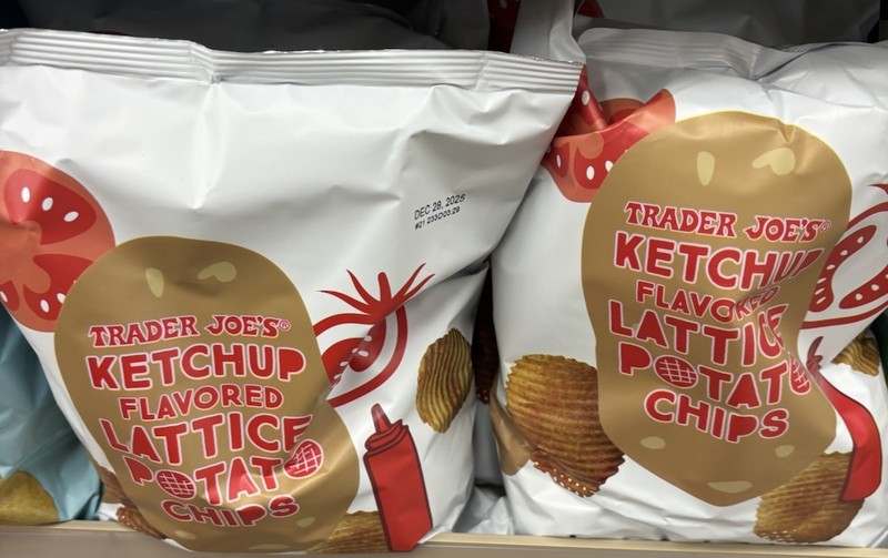 2 Packs Trader Joe’s Ketchup Flavored Lattice Potato Chips 7 oz Each