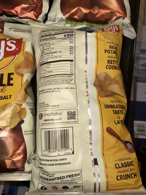 Lay’s Kettle Cooked Chips 6 Bags 3 Original Sea Salt & 3 Jalapeño Variety Pack gallery