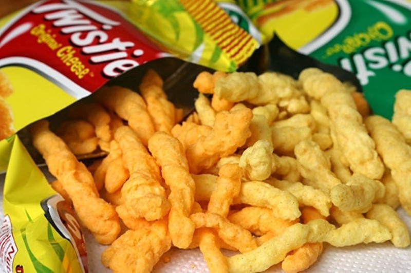TWISTIES CORN SNACKS – 1 BUNDLE (10 PACKS X 60G) – FREE SHIPPING gallery